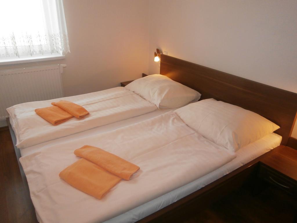 Hotel Flora Besenova Room photo